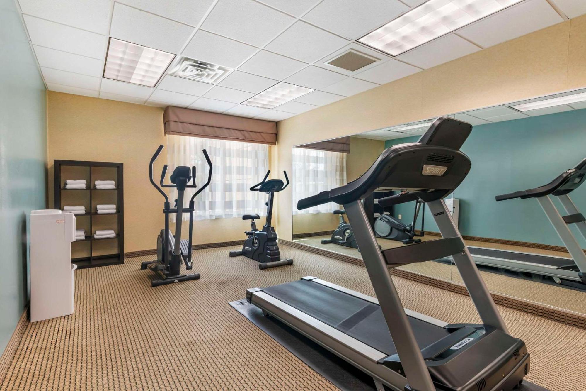 Sleep Inn & Suites Рапид Сити Екстериор снимка